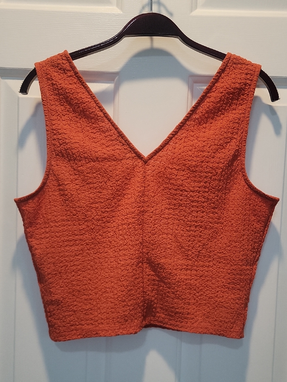 Madewell Textured V-Neck Tank - Picture 2 of 4